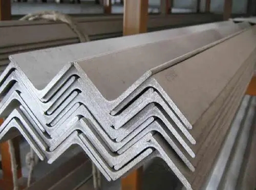 优质热镀锌角钢价格多少一吨？